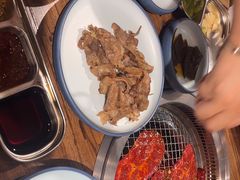 -明洞阿姨·韩式酱蟹烤肉·创意料理(三元桥店)