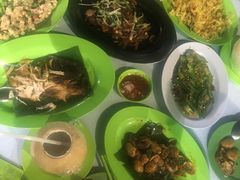 -明记烧鱼美味店