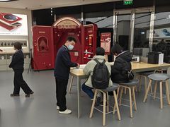 -华为授权体验店(中山公园来福士)