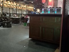-红九格老火锅(三峡广场店)