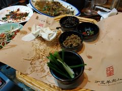 -丁里羊肉小镇(天鹅湖总店)