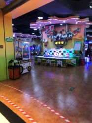 -探奇游乐园(烟台大悦城店)