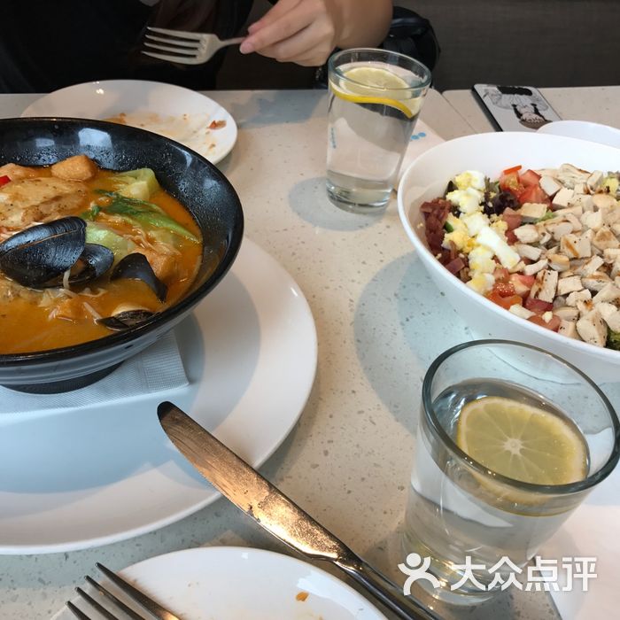 新元素餐厅经典考伯色拉图片-北京西餐-大众点评网