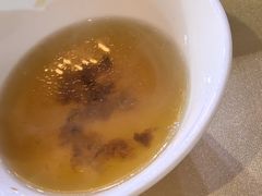 -榕树下海鲜馆(坪山路店)