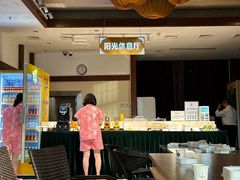 -裕龙汤泉