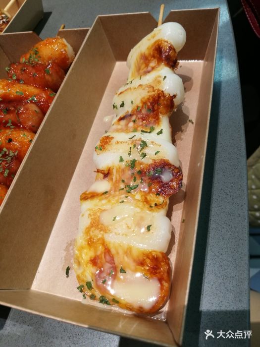 bibigo必品阁(芮欧店)芝士年糕串图片