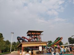 -热带风暴水上乐园