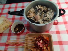 高压锅生蚝-小竹签烤肉纸包鱼小龙虾(唐韵路店)