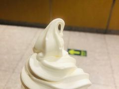 -麦当劳(展览路店)