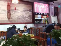 大堂-陈寔包子王·卤煮小肠·京味小吃(龙潭店)