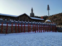 -采薇庄园四季滑雪场