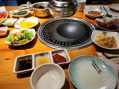 -唯成•韩国炭火烤肉 유성고기