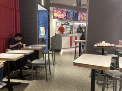 -肯德基(嘉善路地铁站店)