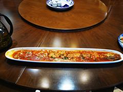 -东口码头·烧鸽子·鱼头泡饼·地方菜(金鹰悦城店)
