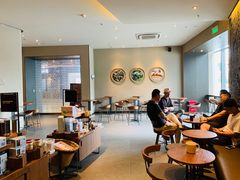 用餐区-星巴克(宝山万达店)