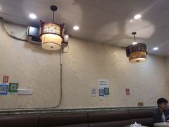 大堂-伊鼎牛肉面(潍坊路店)