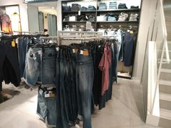 -H&M(天一广场店)
