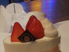 -巴黎贝甜(大宁国际商业广场店)