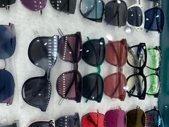 -兴旺欧韩城(上海兴旺国际服饰城店)