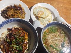 -沪西老弄堂面馆(定西路店)