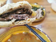 -京容合·老北京烧饼夹肉(珠江八区店)