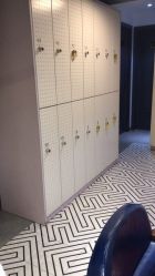 -PE SALON