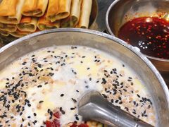 -白翔甜食店