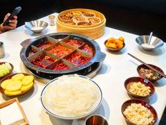 -卤校长老火锅(杨家坪直营店)