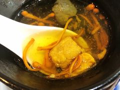 乌鸡虫草花汤-家乡饭店(里仁洞店)