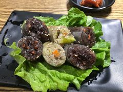 米肠拼盘-吴草鸡爪오초닭발韩食堂(融恒盈嘉中心店)