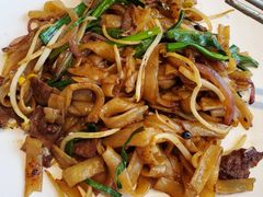 牛肉炒河粉(干炒)-喜粤8号(四海唐人街店)