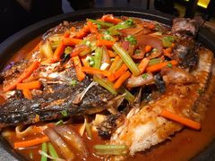 -鸣记脆皮烤鱼·海鲜烤鱼(三八广场店)