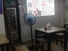 -皮蛋弟砂锅店(总店)