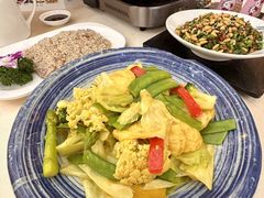 -轩记海鲜餐厅·四十五年老字号·经典粤菜(西区彩虹店)