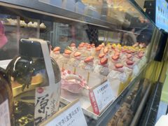 -85度C(生甜甜圈研究工坊·上海平凉店)