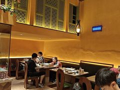 -耶里夏丽·新疆菜·28年喀什老馆(田林东路店)