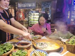 -洱火云南酸菜牛肉火锅(石景山当代商城店)