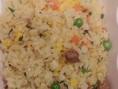 -小杨生煎(金山百联购物中心3楼店)
