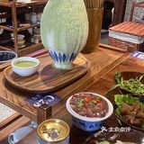 网红店楠火锅，今天小邢脑袋大了么