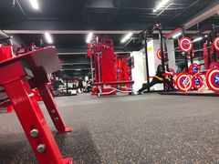 -坚果健身24小时工作室(定西路店)