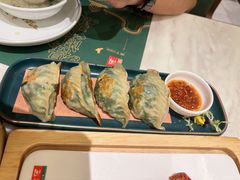-悦得闲广式点心茶楼(蓝鲸世界店)
