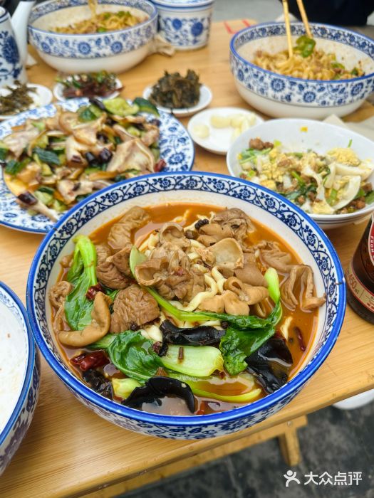 阳春面馆(海关店)肥肠面图片