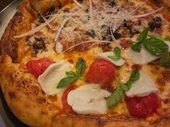 水牛芝士披萨-O'mills Sourdough Bakery&Bistro(永嘉路店)