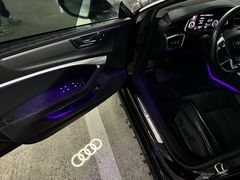 -神州租车(上海浦东机场服务点)