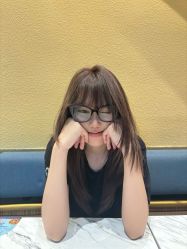 -YOUNG漾沙龙
