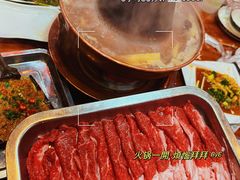 -老北京热气涮羊肉·小龙虾·烤鱼(呼玛路店)