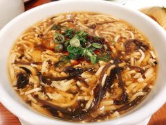 台式酸辣汤-鼎泰丰(新港中心店)