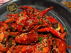 -肥肥虾庄·金牌油焖大虾(汉街SKP店)