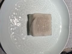 传统豆沙方糕-逸道(益丰·外滩源店)