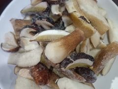 -菌之家·专业纯野生菌火锅·特色炒菌